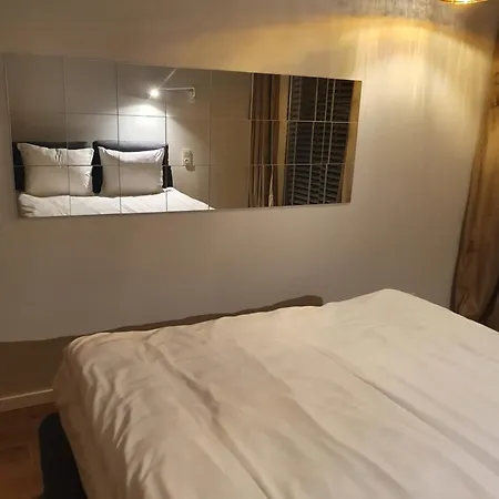 Apartment Ceglana 72 - New- Lux- Free Underground Parking