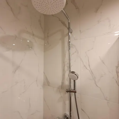 Ceglana 72 - New- Lux- Free Underground Parking *