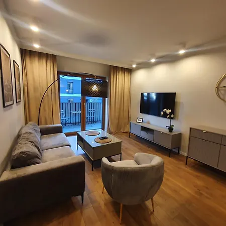 Ceglana 72 - New- Lux- Free Underground Parking