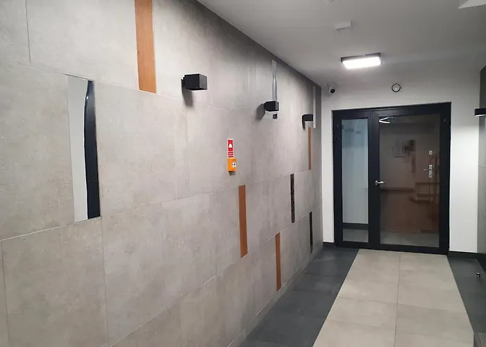 Ceglana 72 - New- Lux- Free Underground Parking *