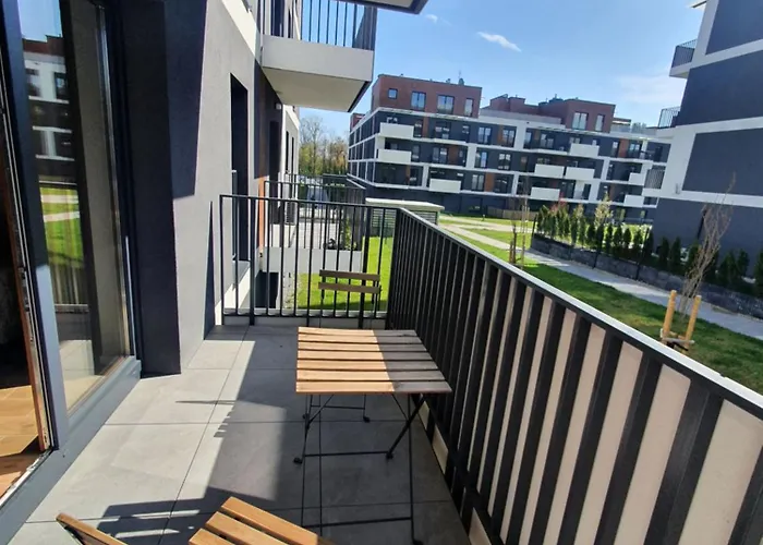 Ceglana 72 - New- Lux- Free Underground Parking Appartement *